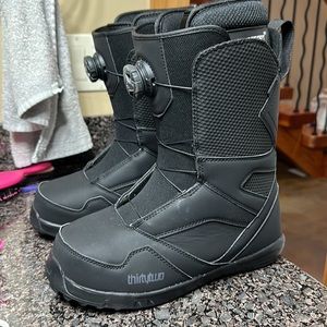 Thirty two snowboarding boots